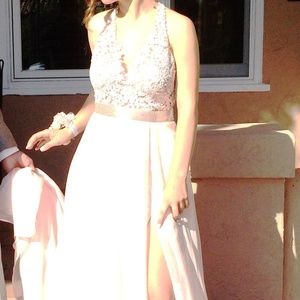 PROM! Stunning!Sherri Hill - Classy Blush Dress Size 3/4